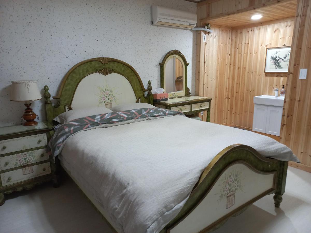 Wolyeongchae Hotell Andong Exteriör bild
