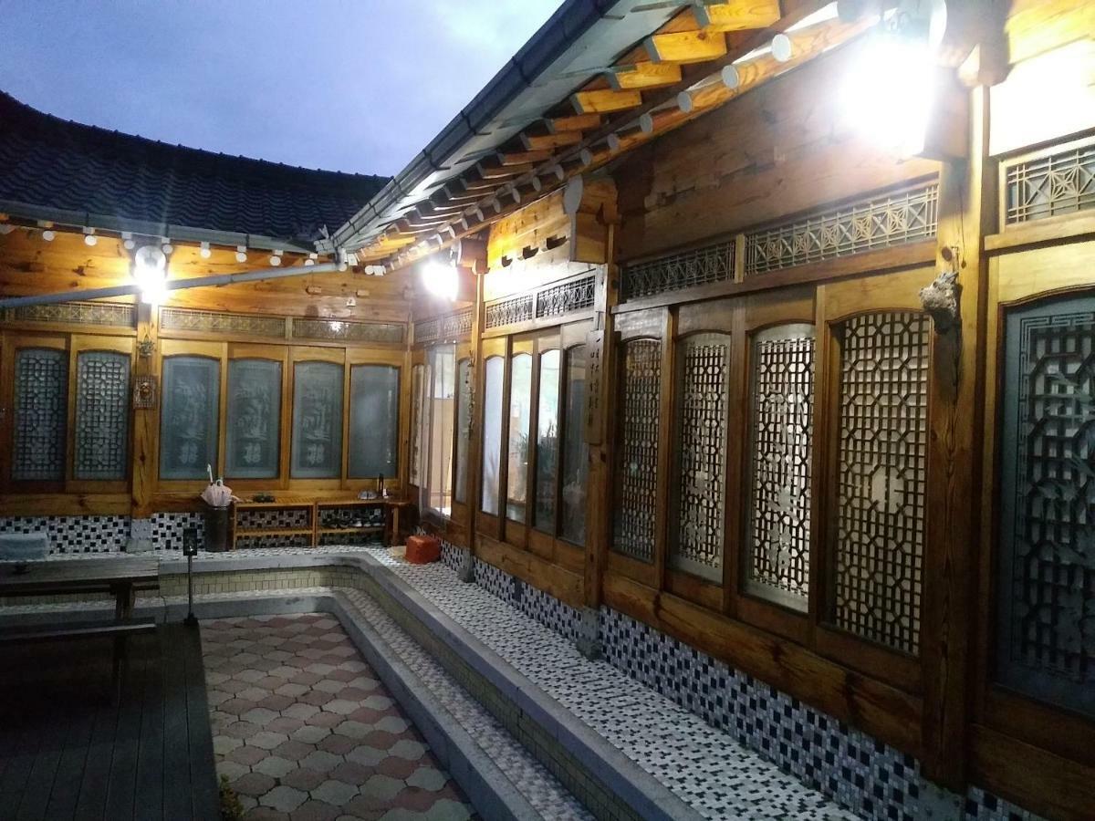 Wolyeongchae Hotell Andong Exteriör bild